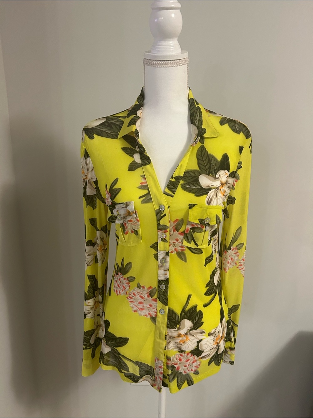 Floral Button-Front Women’s Blouse - Yellow